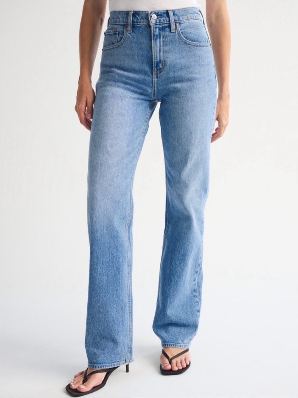 Abercrombie & Fitch Light Blue 90s Straight Leg Curve Love